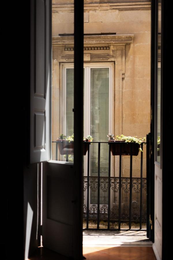 Palazzo Della Contessa - Suites & Breakfast Lecce Exterior foto