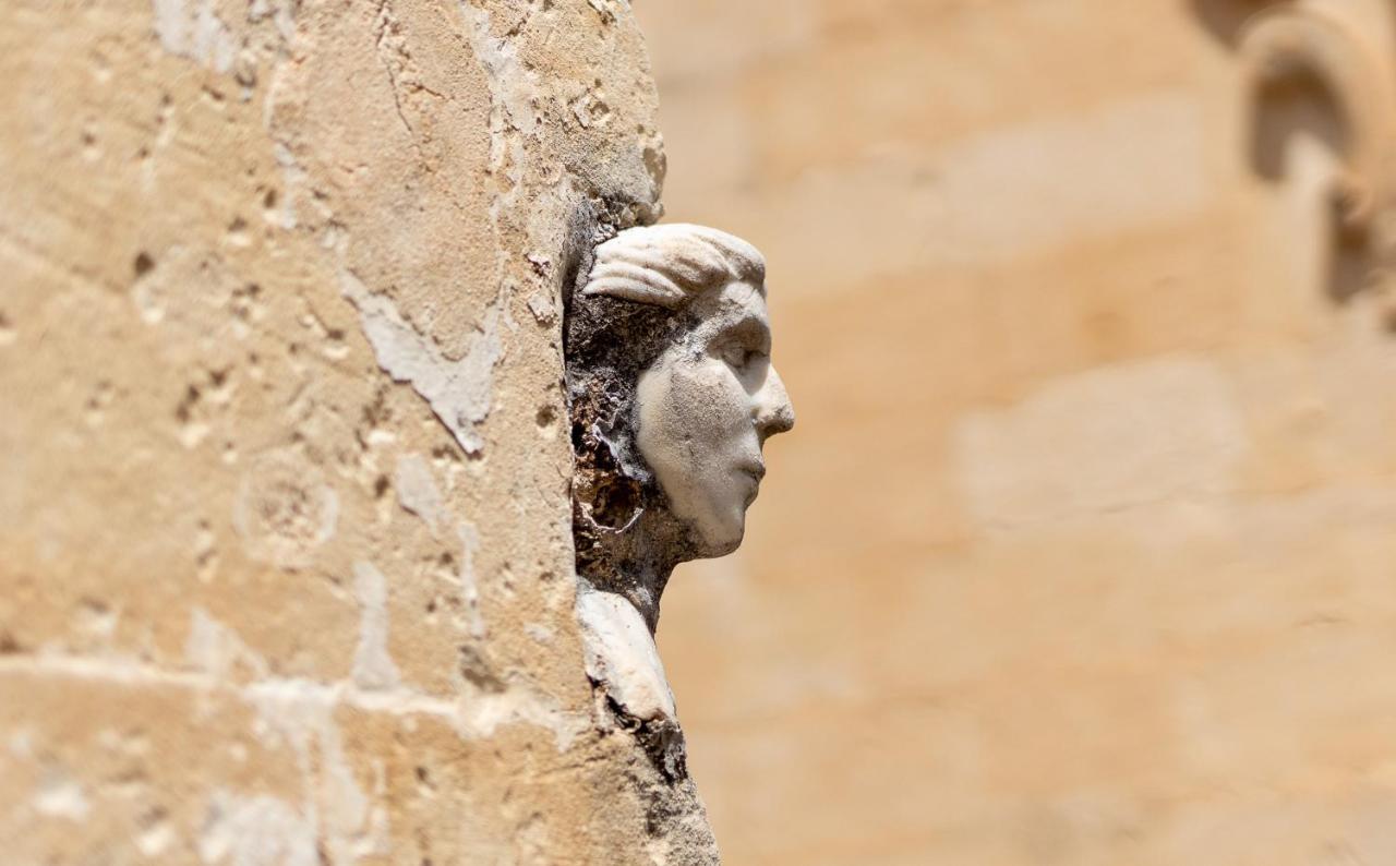 Palazzo Della Contessa - Suites & Breakfast Lecce Exterior foto