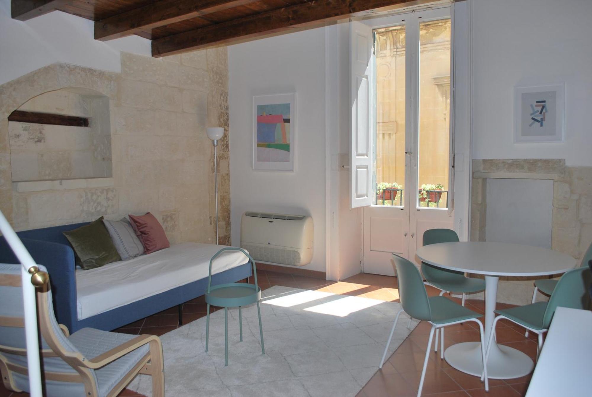 Palazzo Della Contessa - Suites & Breakfast Lecce Exterior foto